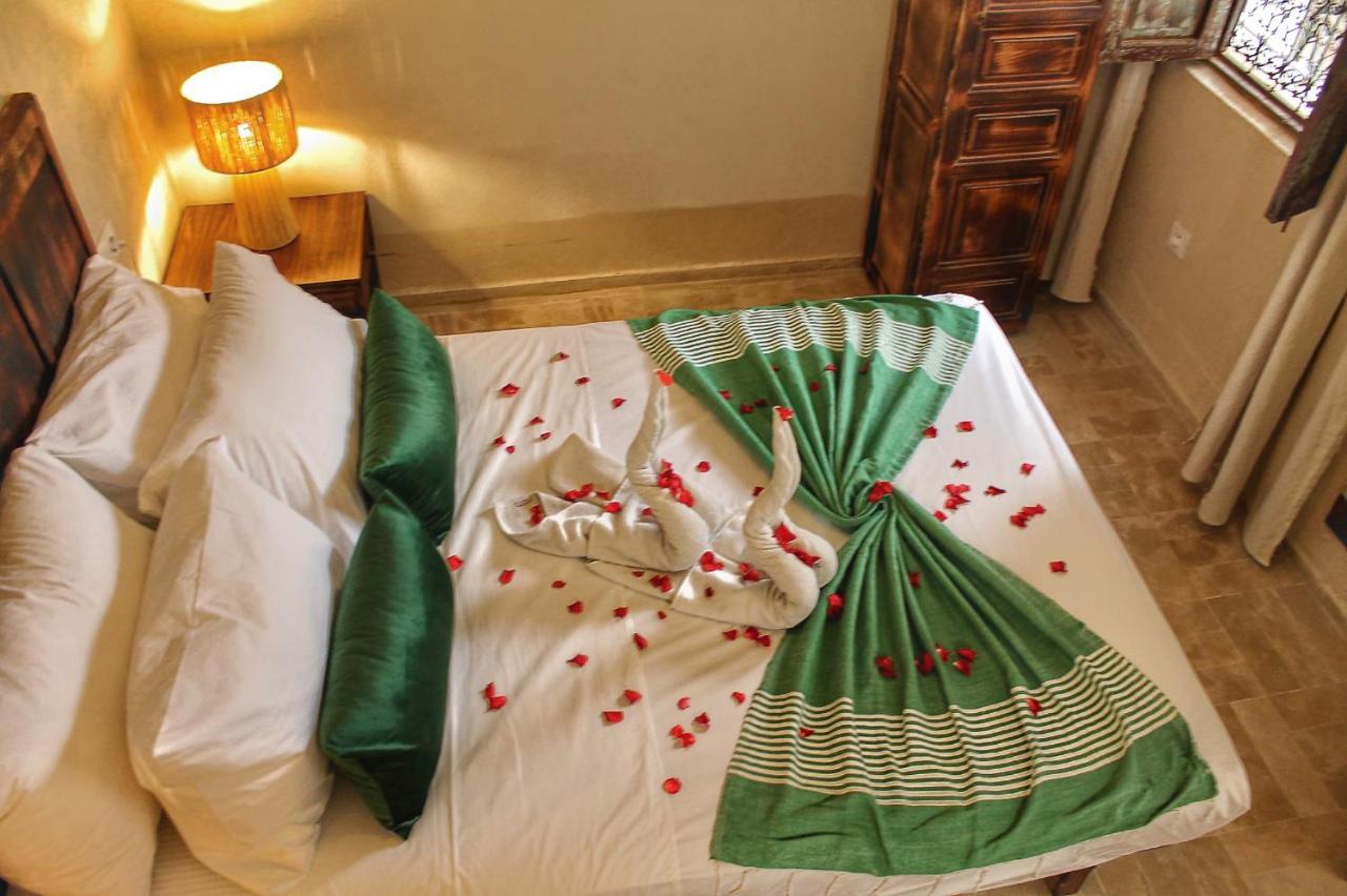 Riad Belikoss Pool & Spa Marrakesh Bagian luar foto